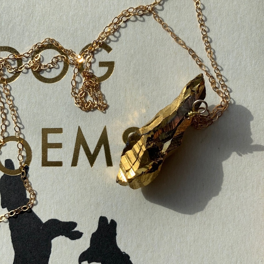 Gold stone necklace